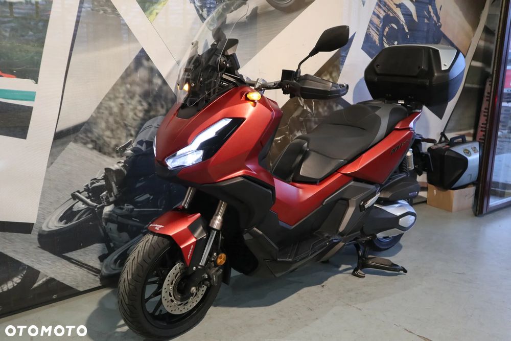 Honda ADV350 - 4