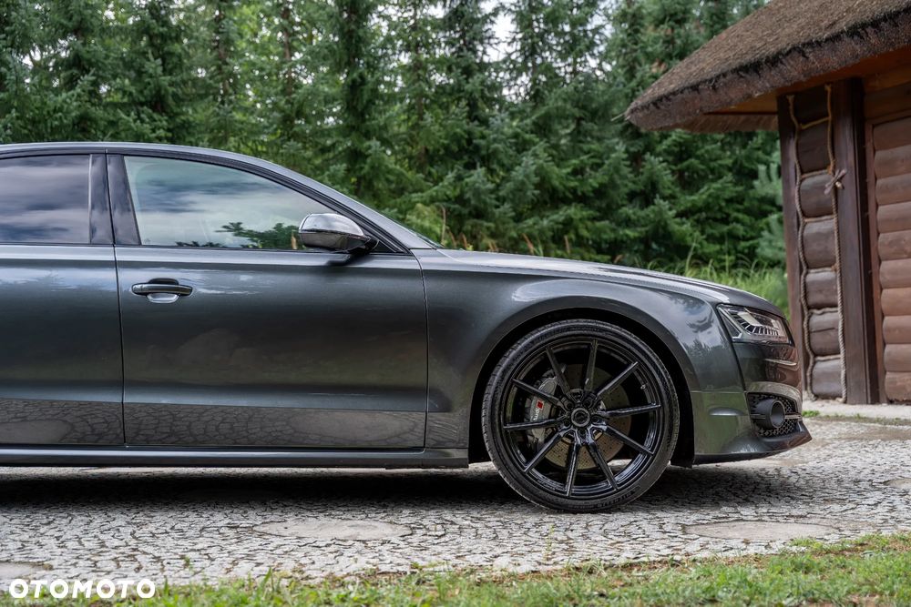 Audi S8 Plus 4.0 TFSI Quattro - 17