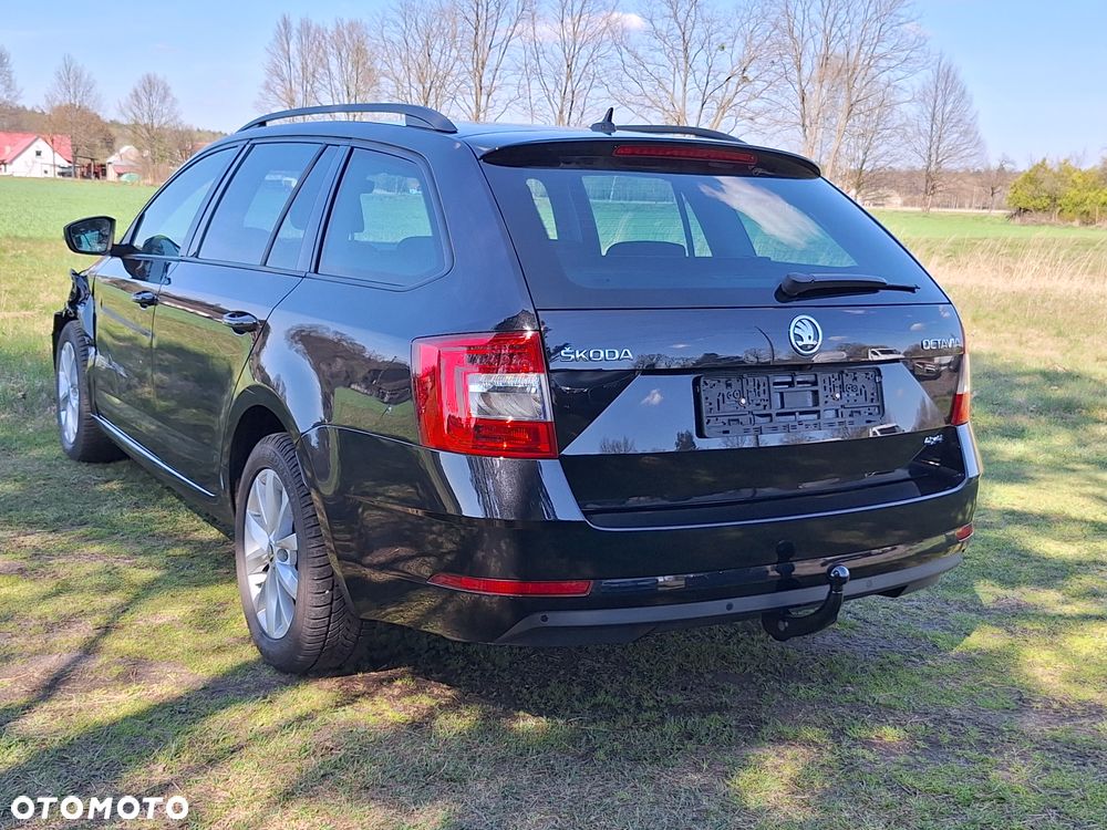 Skoda Octavia 2.0 TDI 4x4 Joy DSG - 4