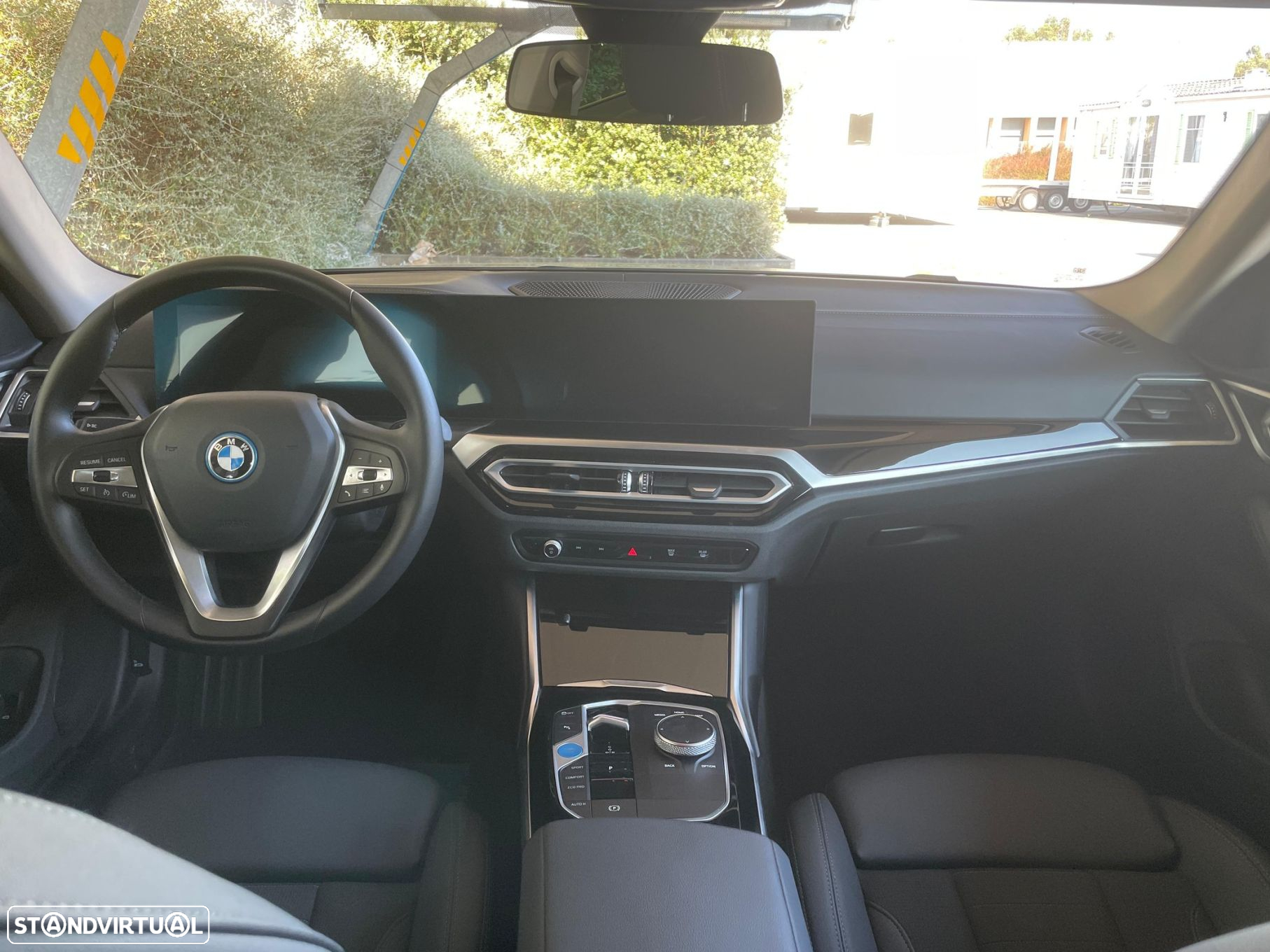 BMW i4 eDrive40 Desportiva M - 14