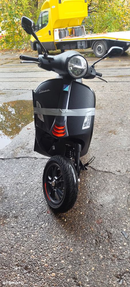Vespa GTS - 15