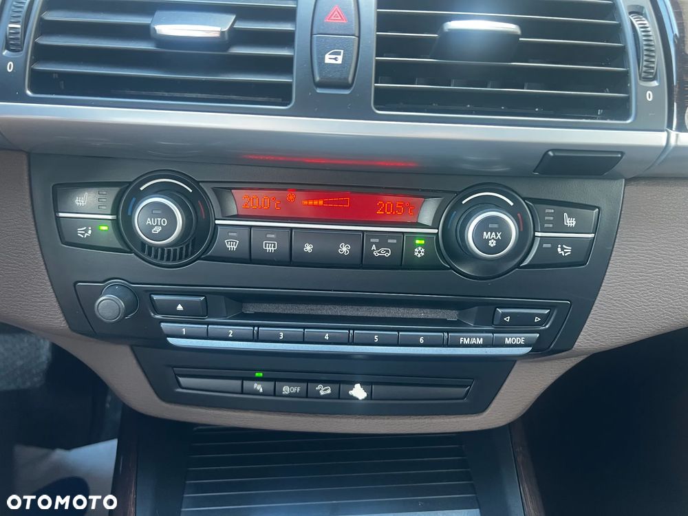 BMW X5 xDrive35d - 22