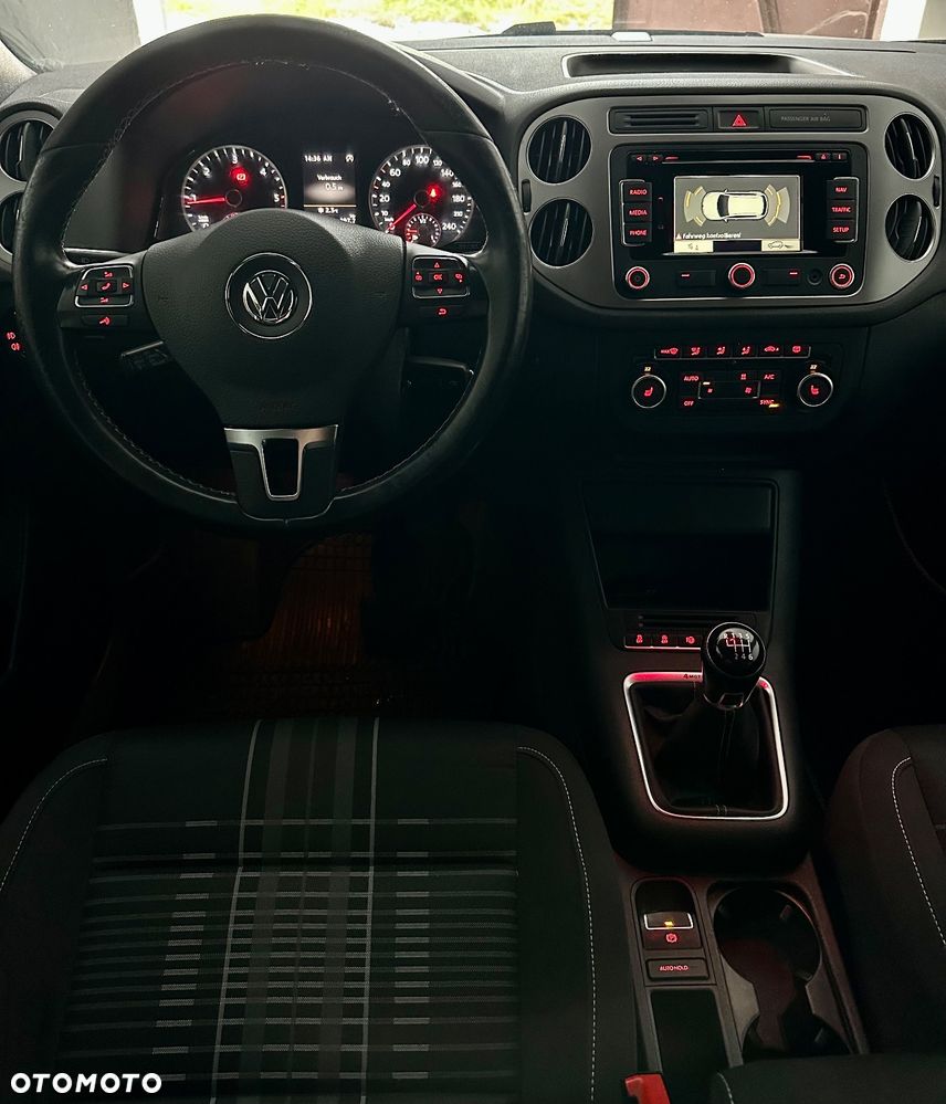 Volkswagen Tiguan 2.0 TDI DPF 4Motion Lounge Sport & Style - 25