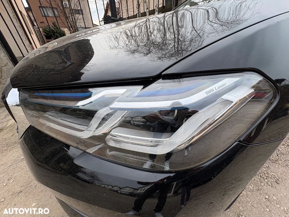 BMW Seria 5 520i AT MHEV - 3