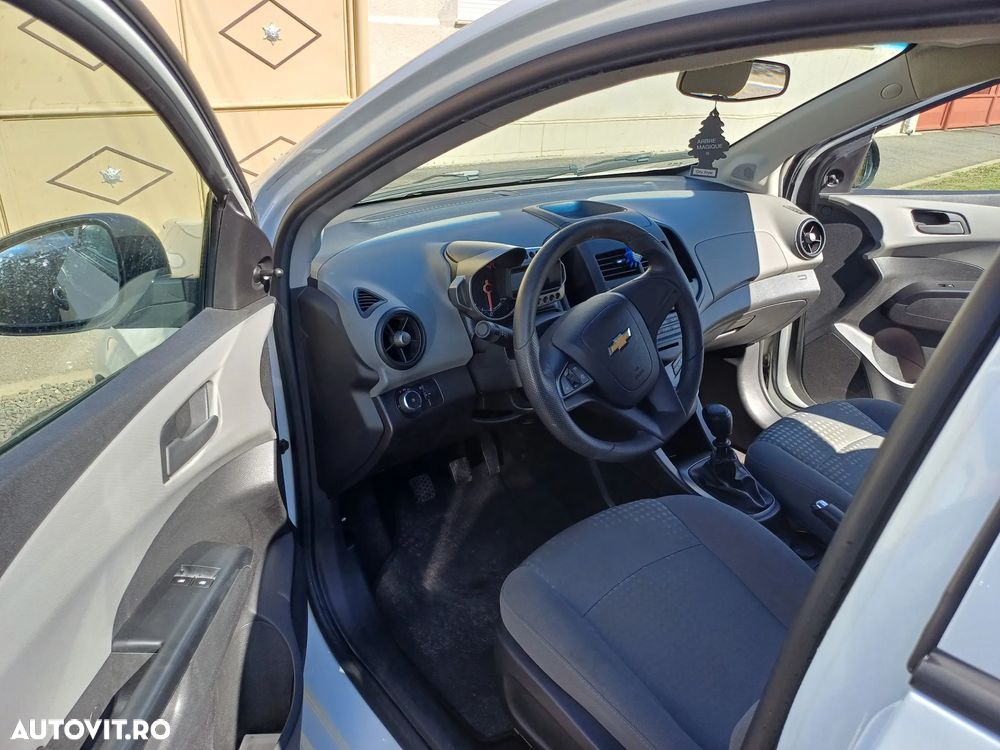Chevrolet Aveo 1.2 LS - 7