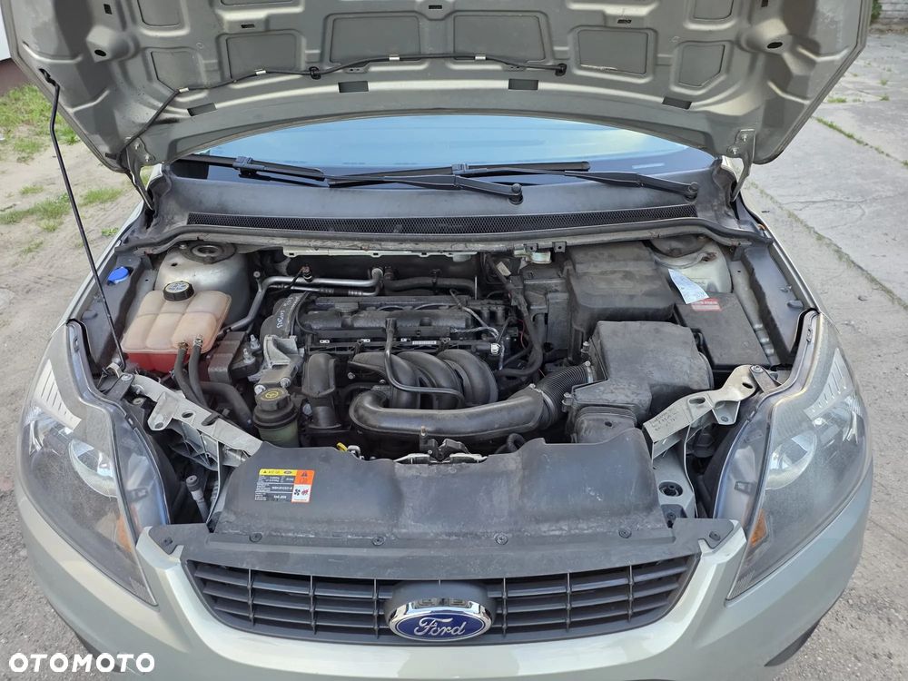 Ford Focus 1.6 16V Style - 21