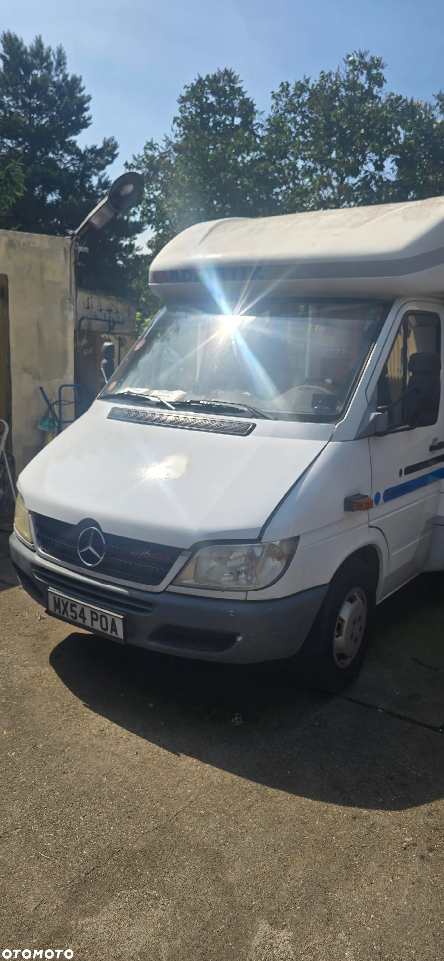 Mercedes-Benz Sprinter - 1