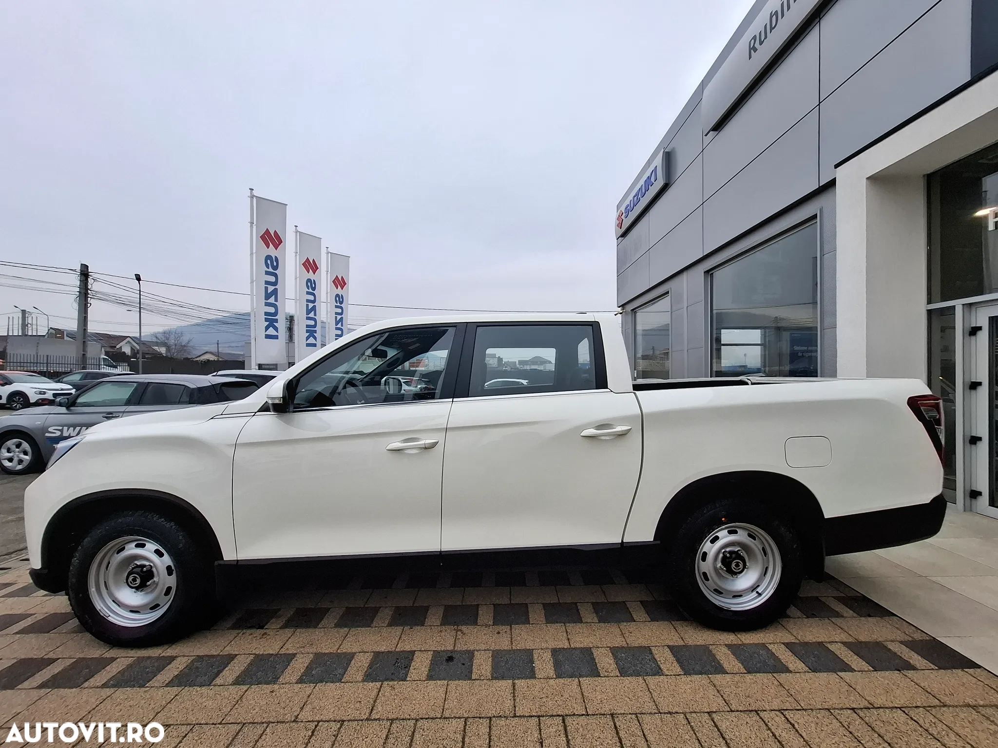 SsangYong MUSSO Grand 2.2 e-XDI 6MT Style - 4