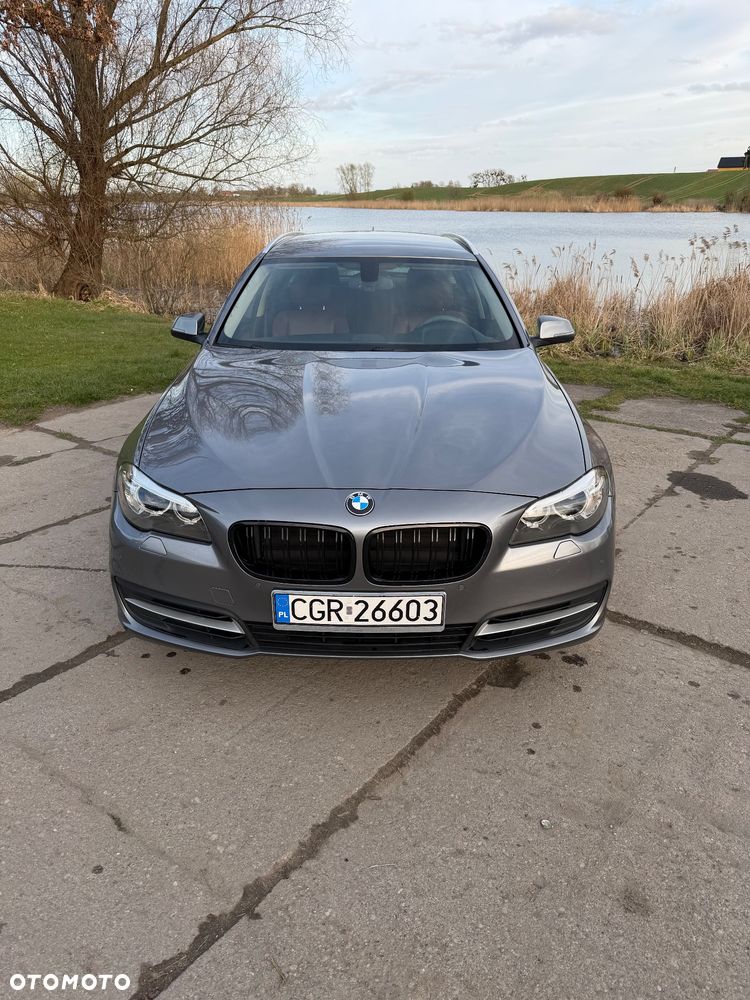 BMW Seria 5 520d - 14