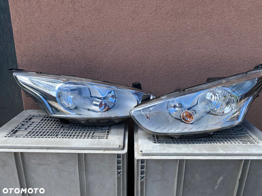 lampy ford b max zwykłe  komplet eu całe - 1