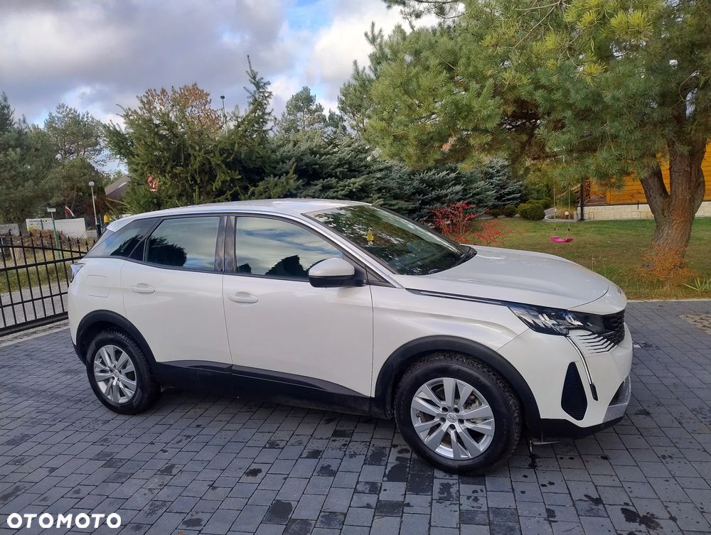 Peugeot 3008 1.5 BlueHDi Allure S&S - 4