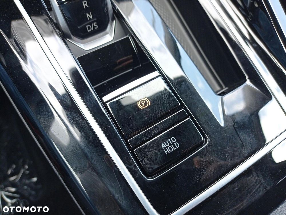 Volkswagen Golf - 29
