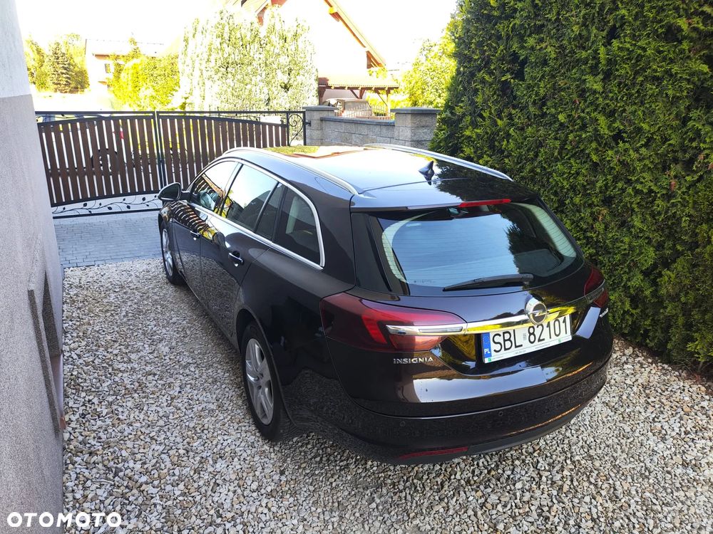 Opel Insignia - 8