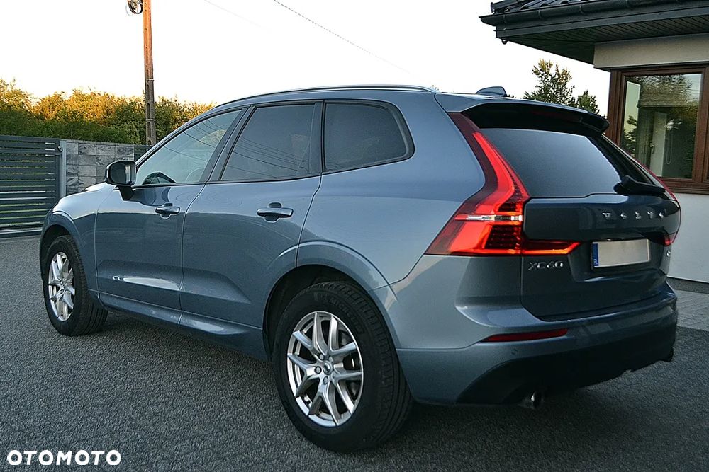 Volvo XC 60 D4 AWD Geartronic Momentum - 5