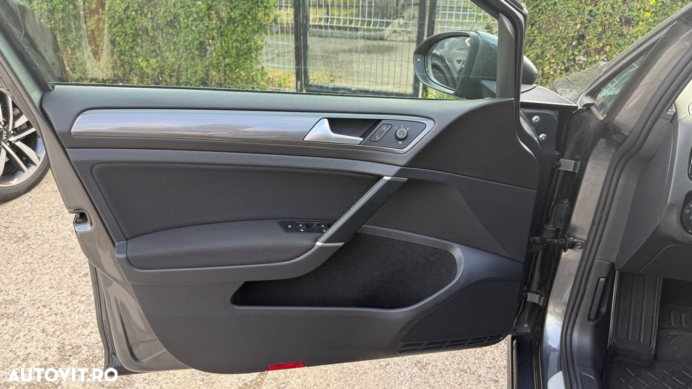 Volkswagen Golf - 7