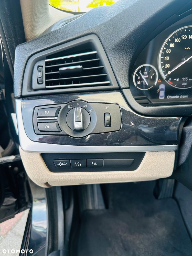 BMW Seria 5 525d - 10