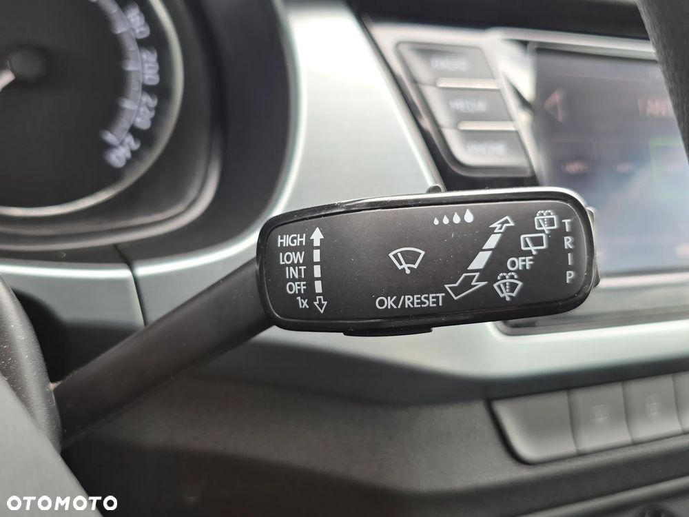 Skoda Fabia 1.0 Ambition - 27
