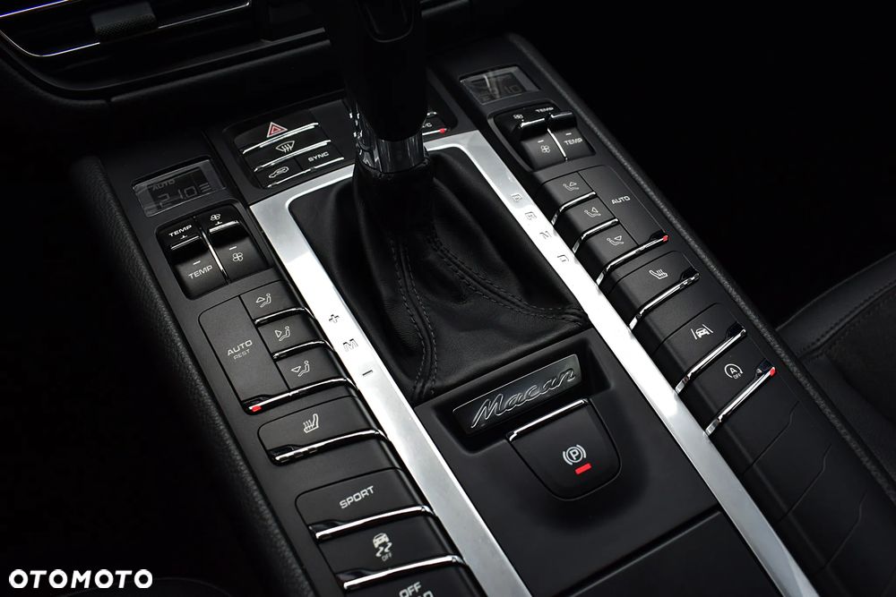 Porsche Macan Standard - 21