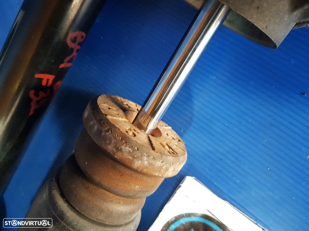 Amortecedores tras Bmw Serie 3 F31 318d 320d 325d 330d 335d semi novo - 2