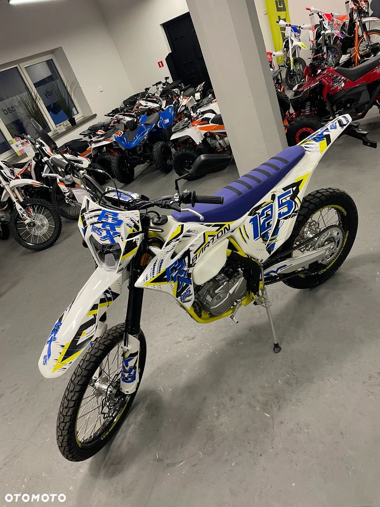 Barton FRX 125 - 28