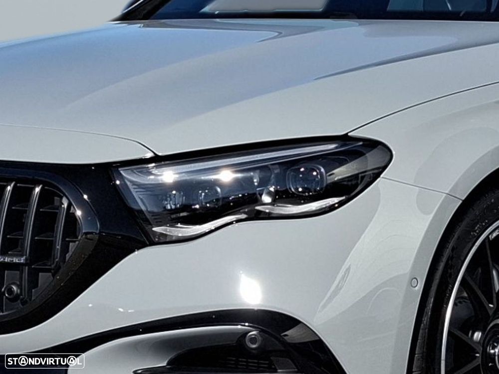 Mercedes-Benz E 53 AMG Hybrid 4Matic+ - 3