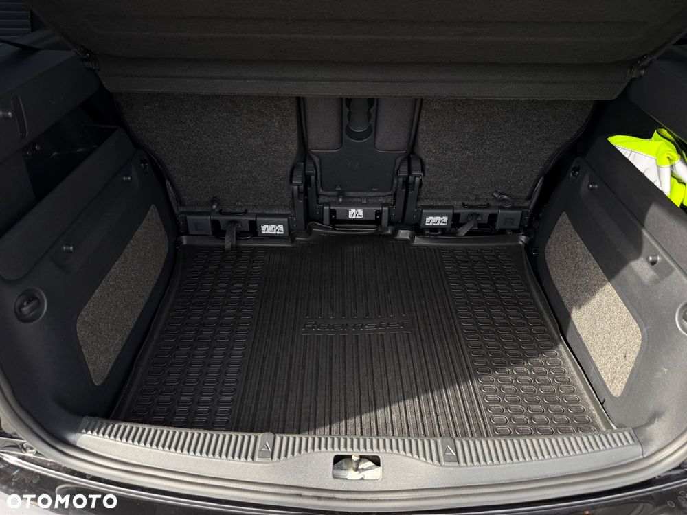 Skoda Roomster 1.6 16V Comfort PLUS EDITION - 33