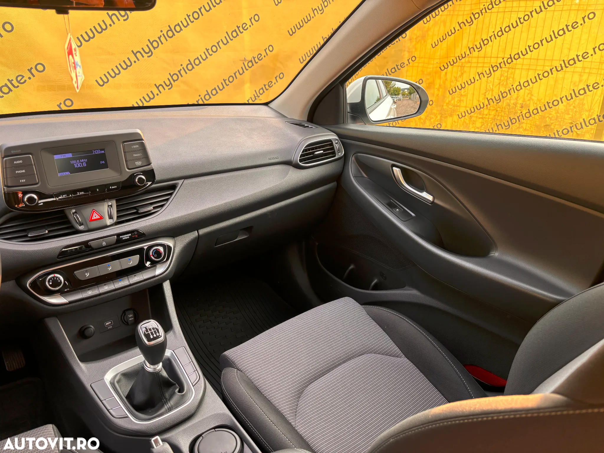 Hyundai i30 1.5 110CP 5DR M/T Comfort - 26
