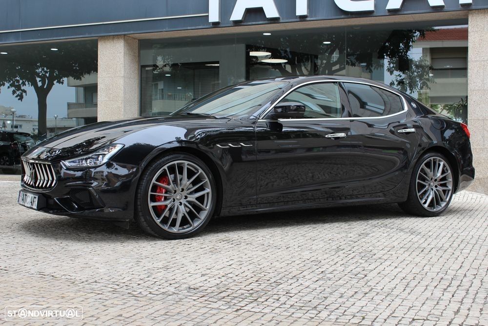 Maserati Ghibli 3.0 V6 - 9