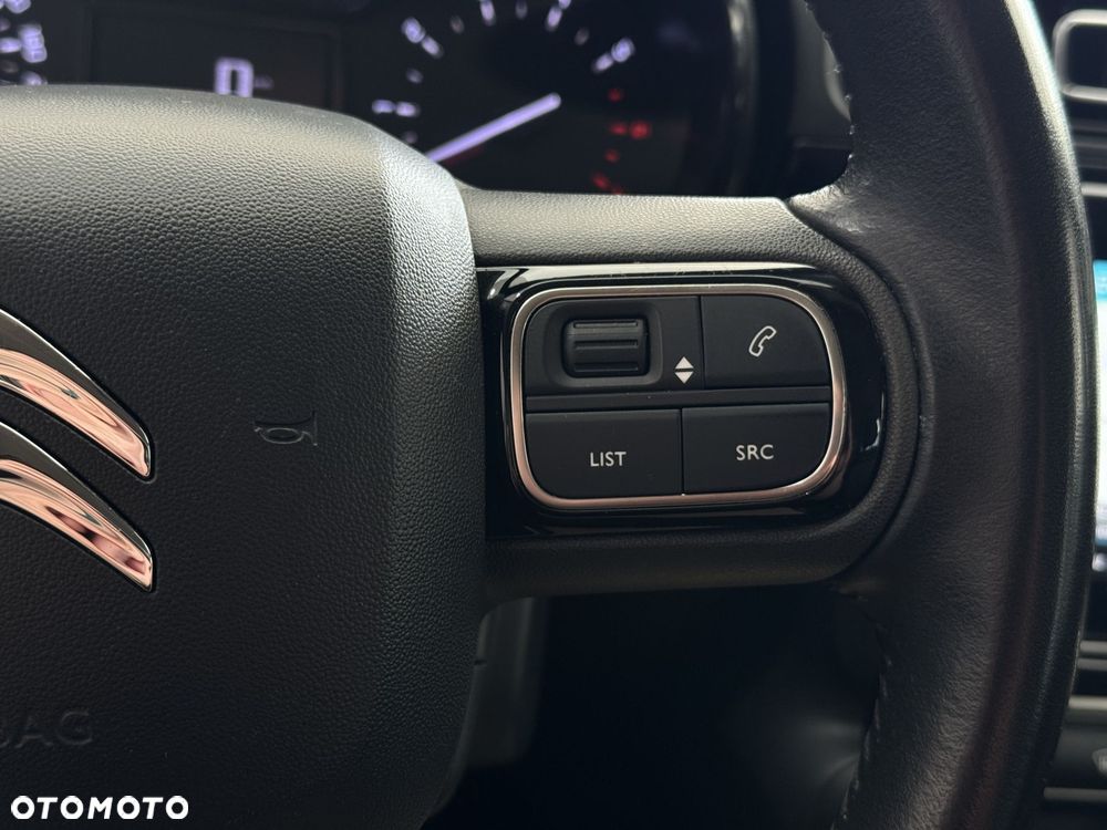 Citroën C3 1.2 PureTech Shine - 24