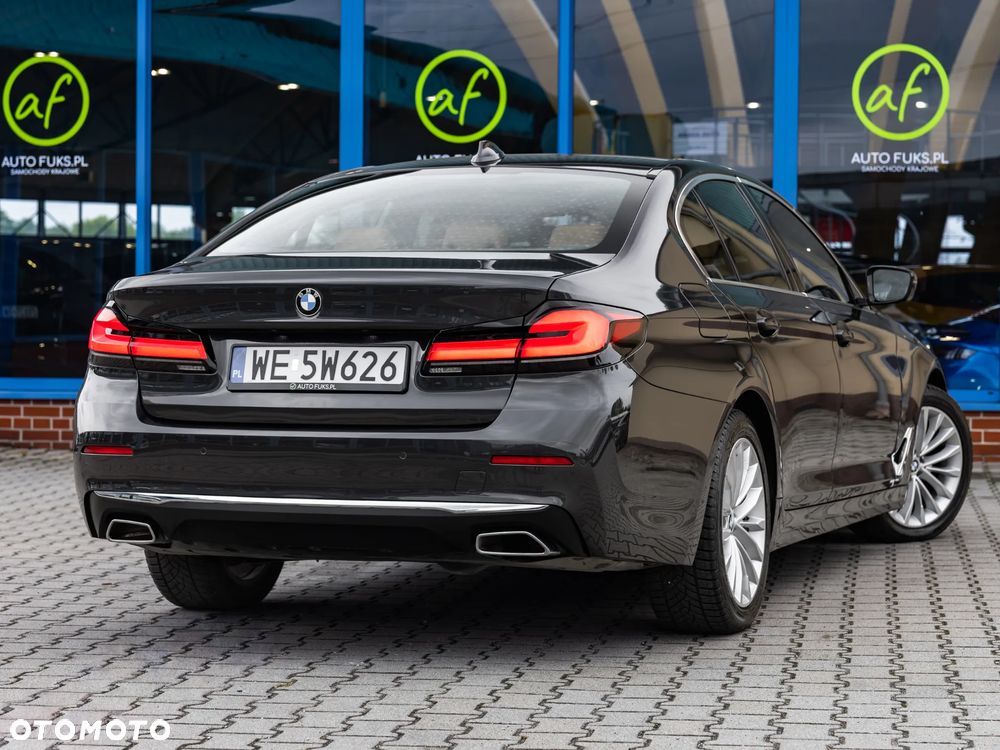BMW Seria 5 518d mHEV Luxury Line - 9