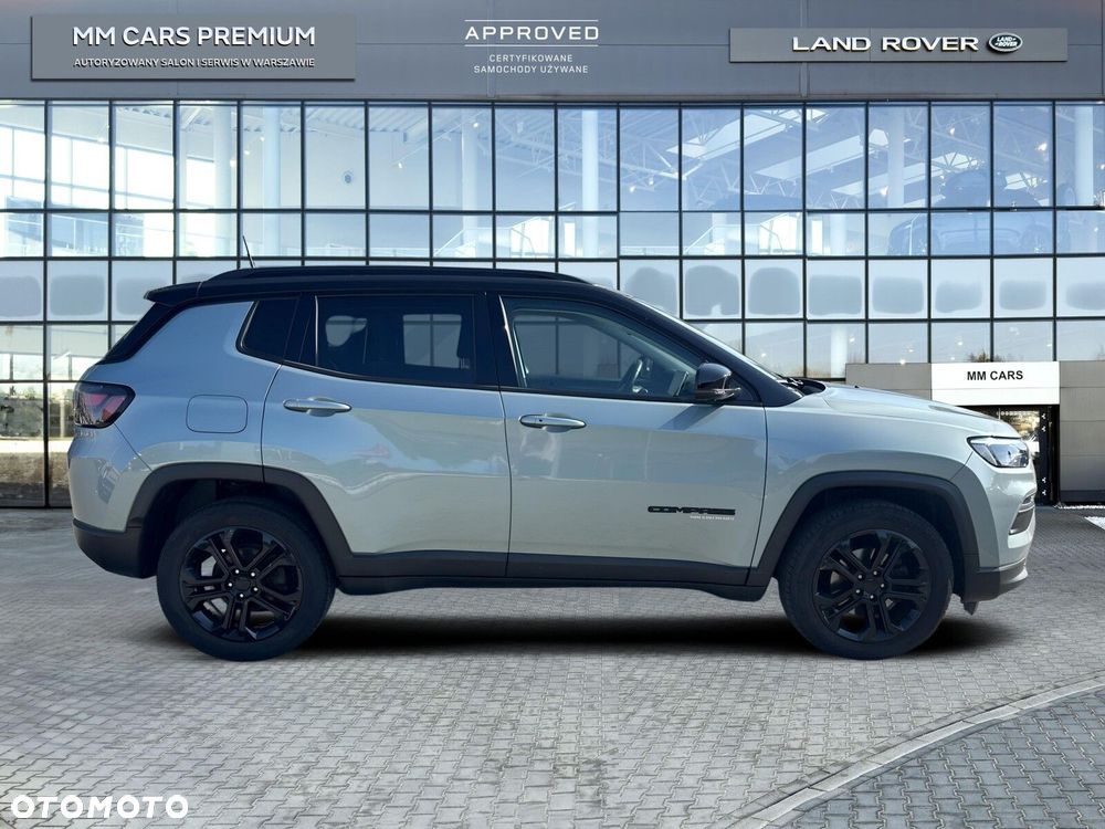 Jeep Compass - 8