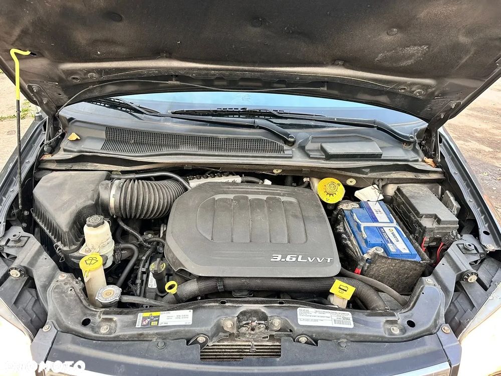 Chrysler Town & Country 3.6 Touring - 9