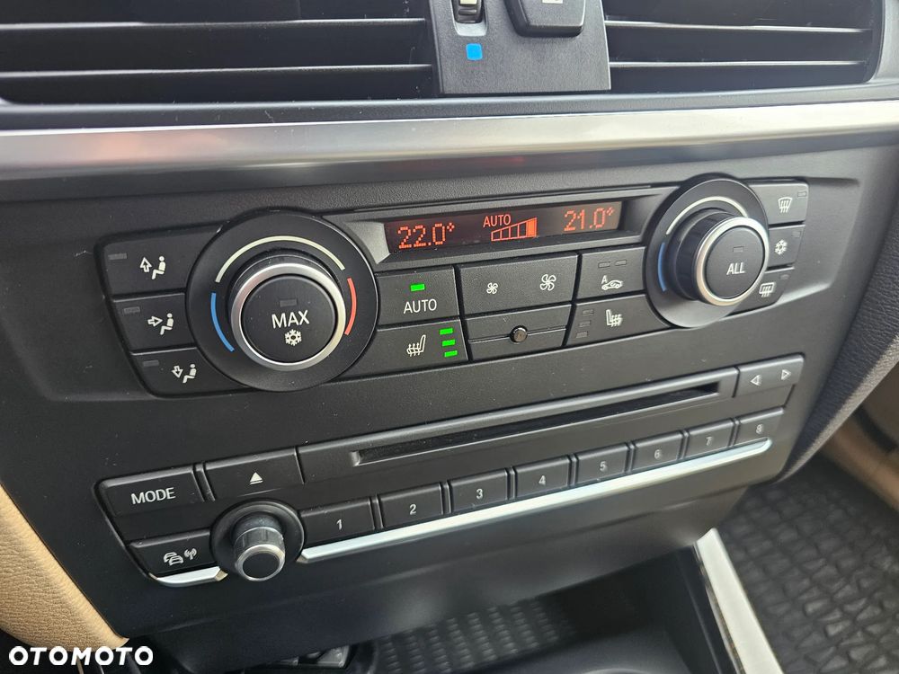 BMW X3 xDrive20d - 29