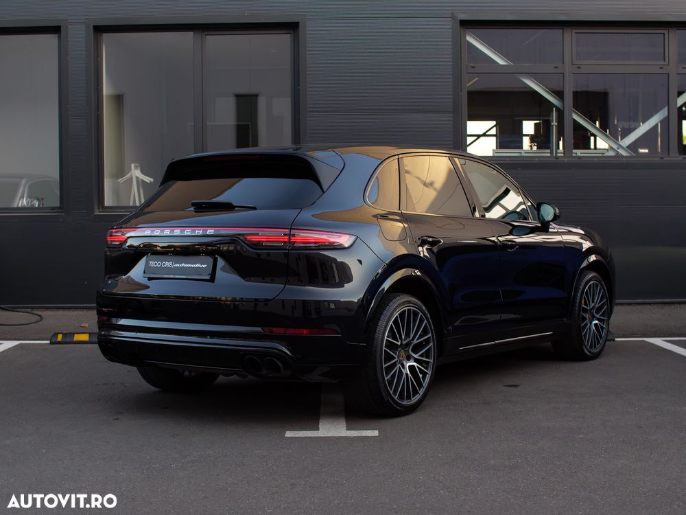 Porsche Cayenne S - 5