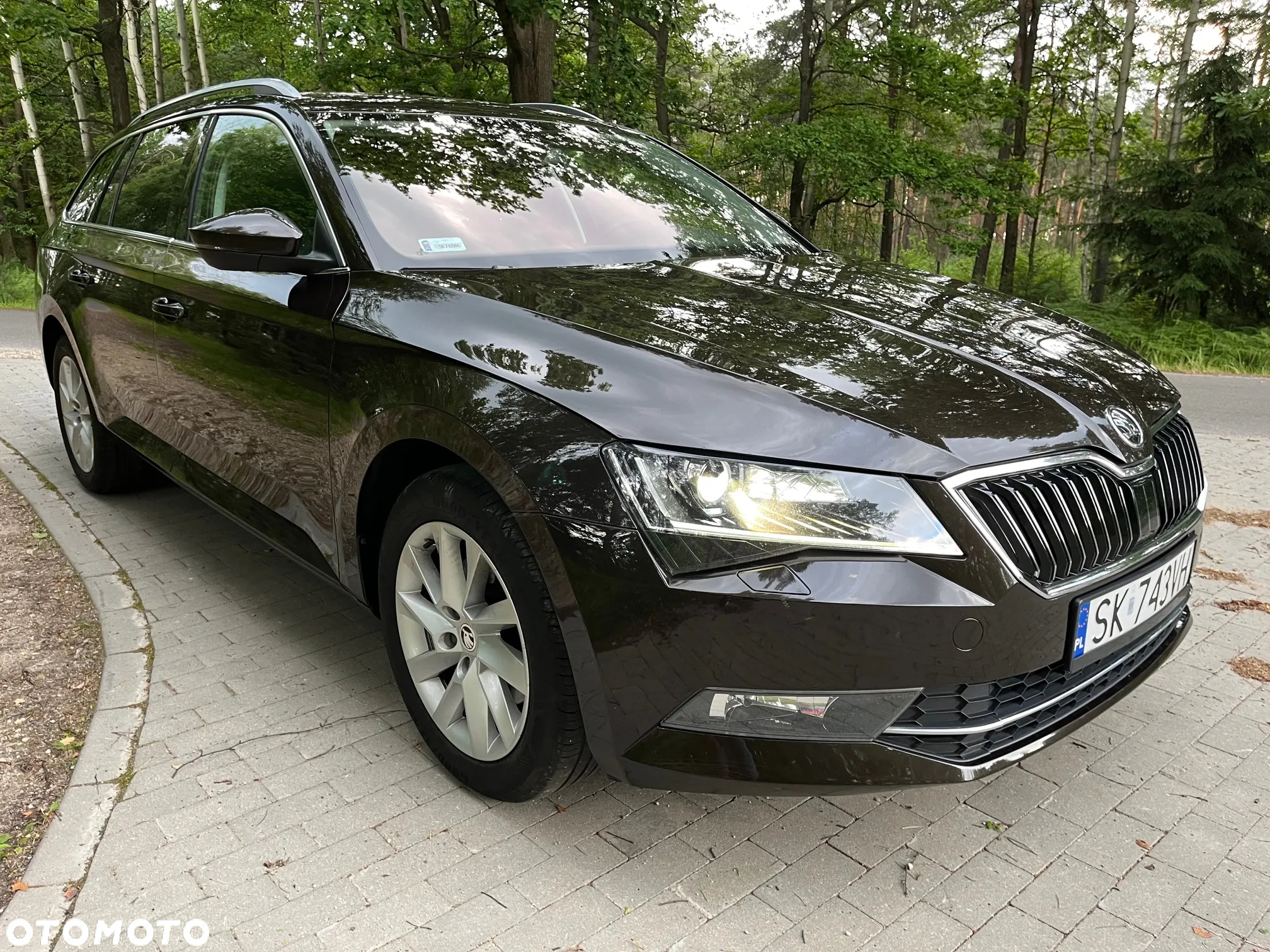 Skoda Superb 2.0 TDI Style - 8