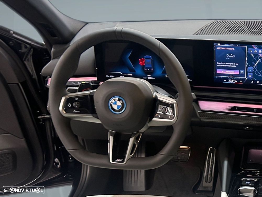 BMW i5 eDrive40 Edição Desportiva M - 13