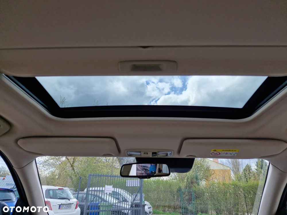 Mitsubishi Outlander - 20