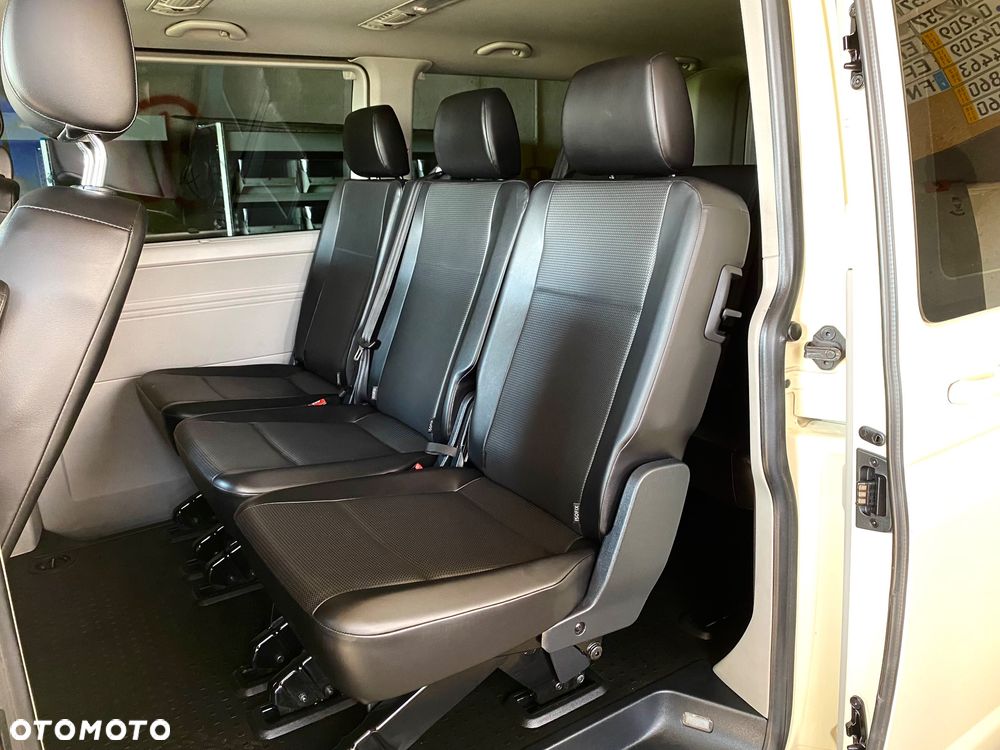 Volkswagen Transporter - 8