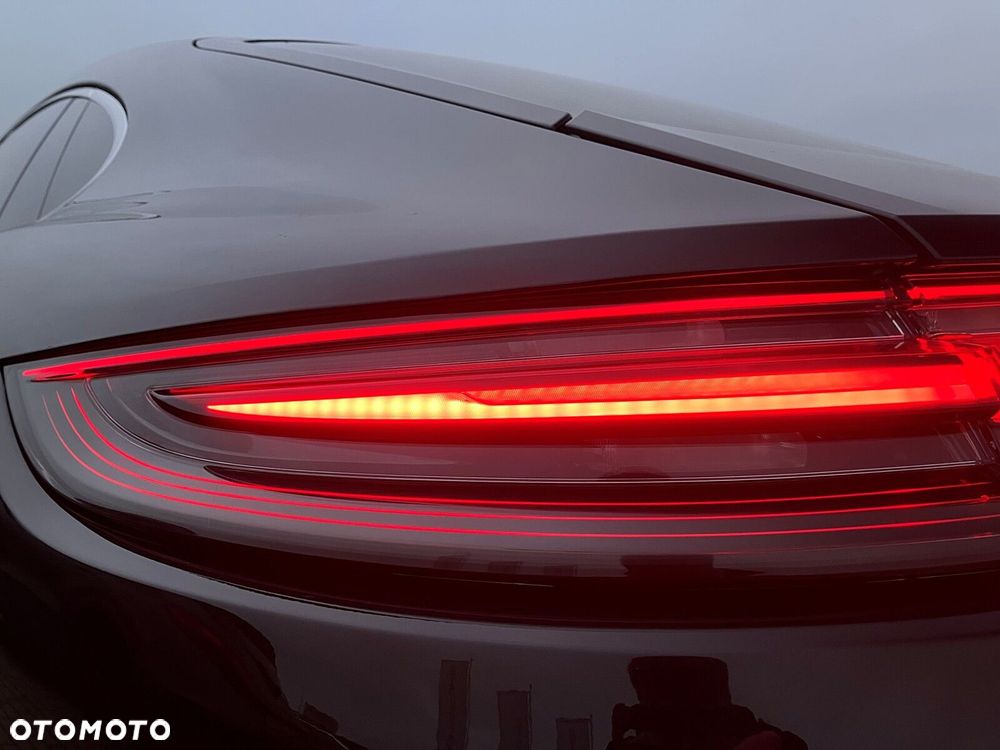 Porsche Panamera - 18