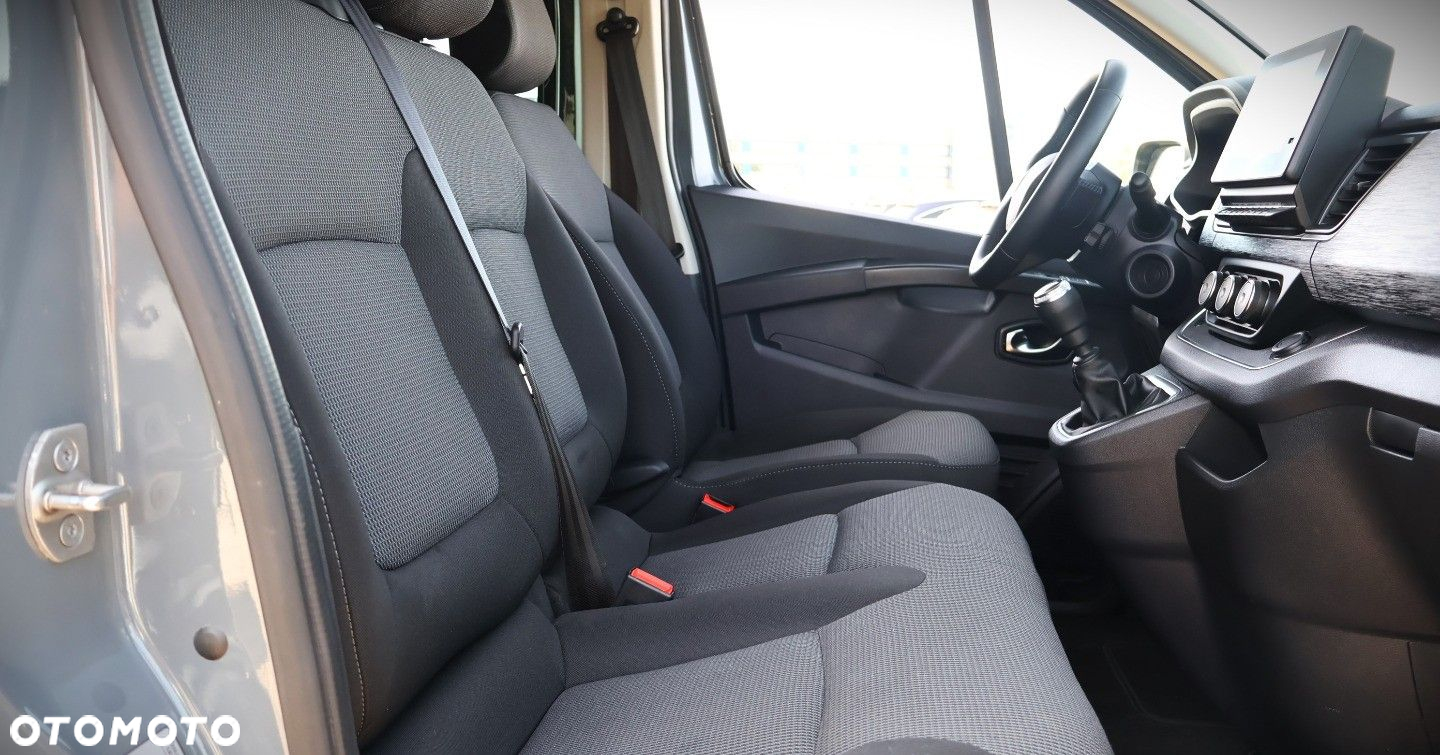 Renault Trafic - 18