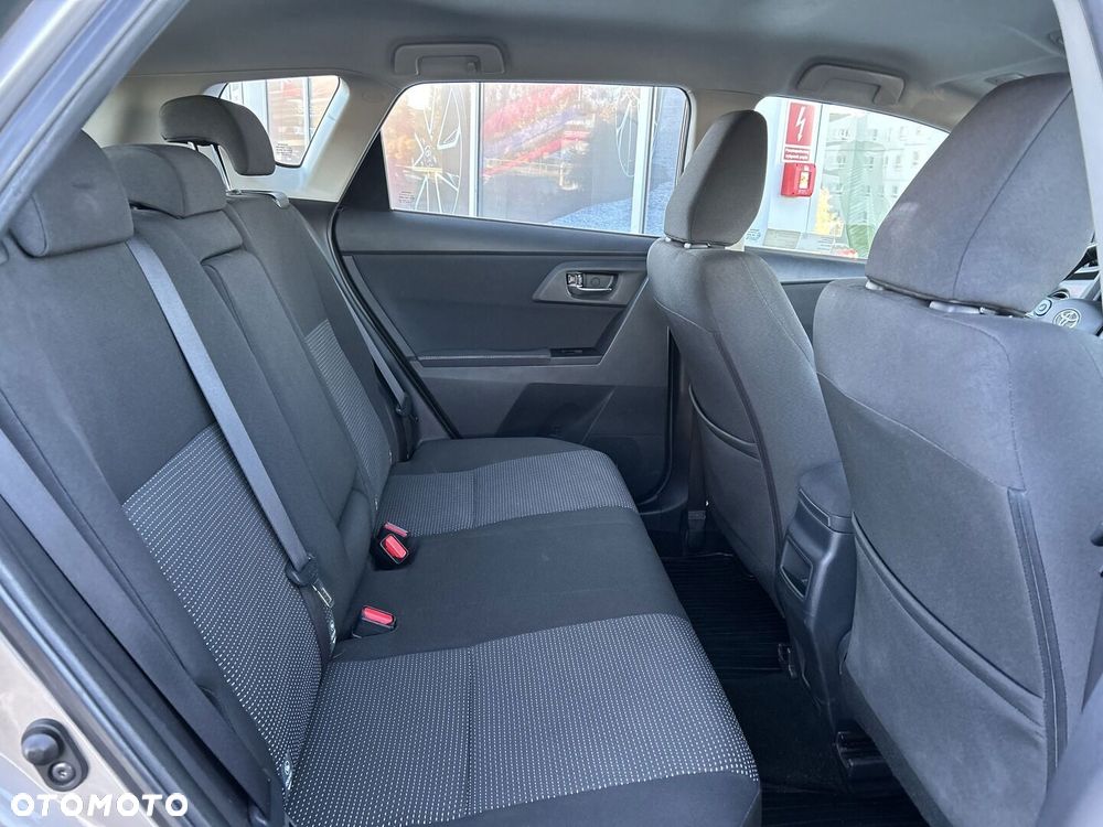 Toyota Auris 1.6 Premium Comfort - 22