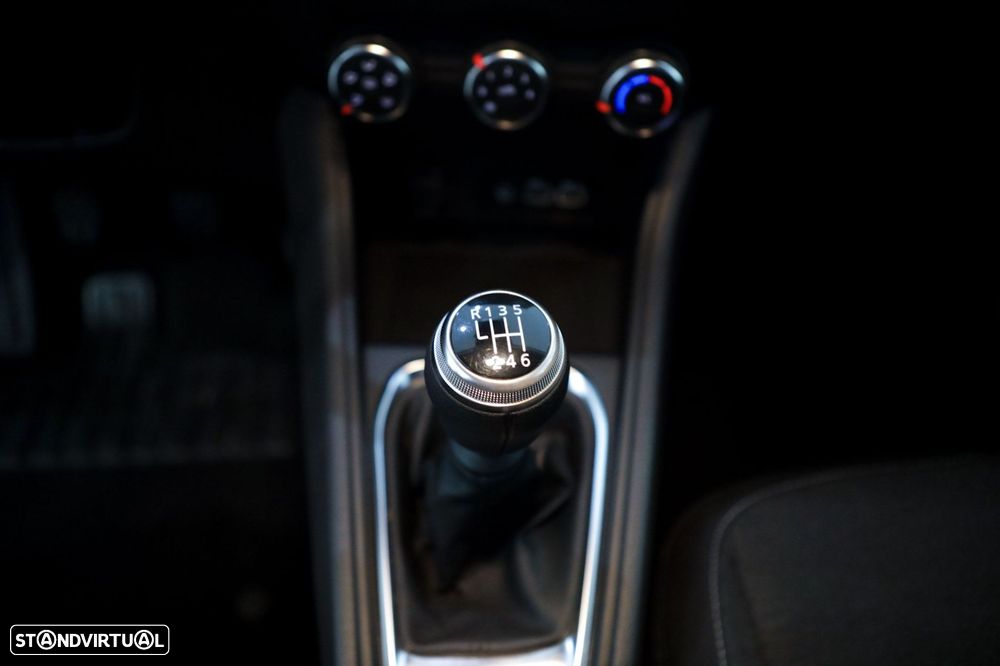 Renault Captur 1.0 TCe Exclusive Bi-Fuel - 30