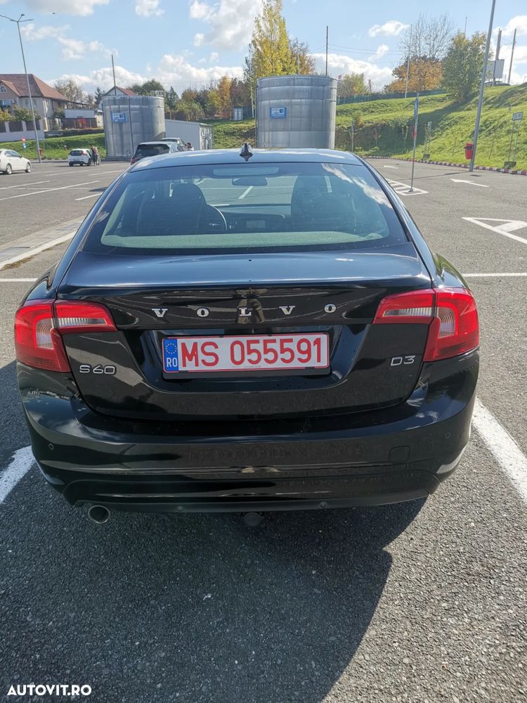 Volvo S60 D3 Geartronic Kinetic - 4