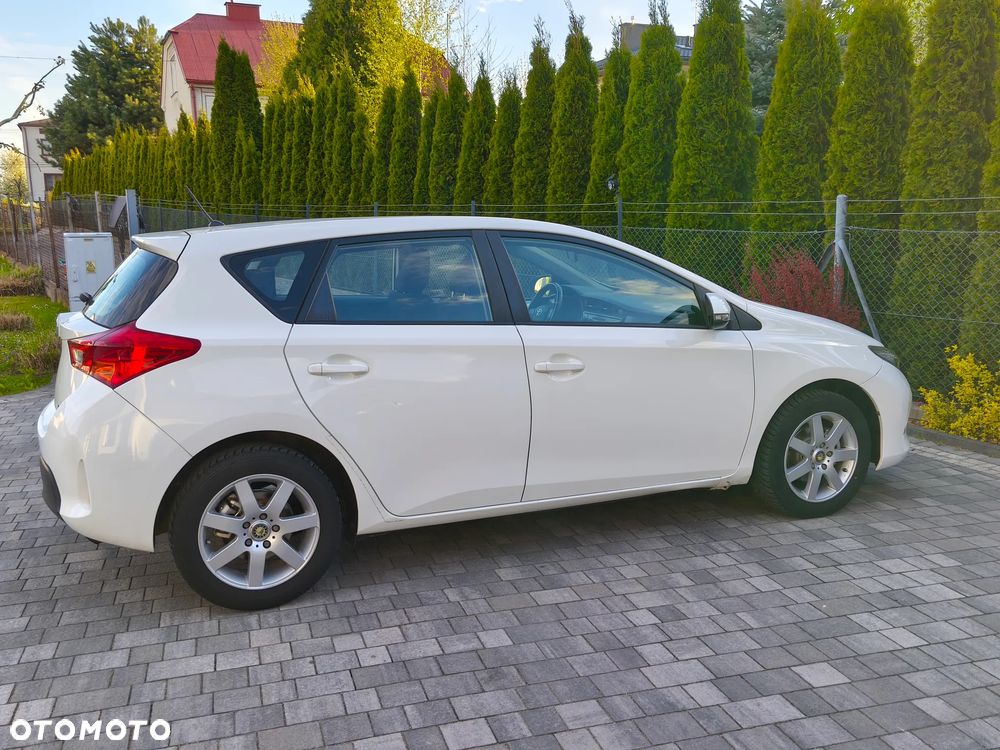 Toyota Auris 1.33 Dual-VVT-i Edition - 14