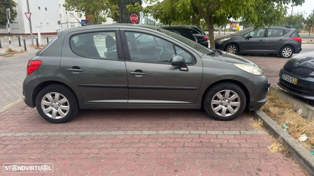 Peugeot 207 1.4 16V Trendy - 5