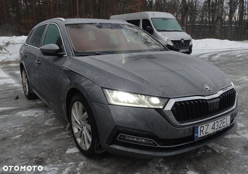 Skoda Octavia 2.0 TDI Style DSG - 2
