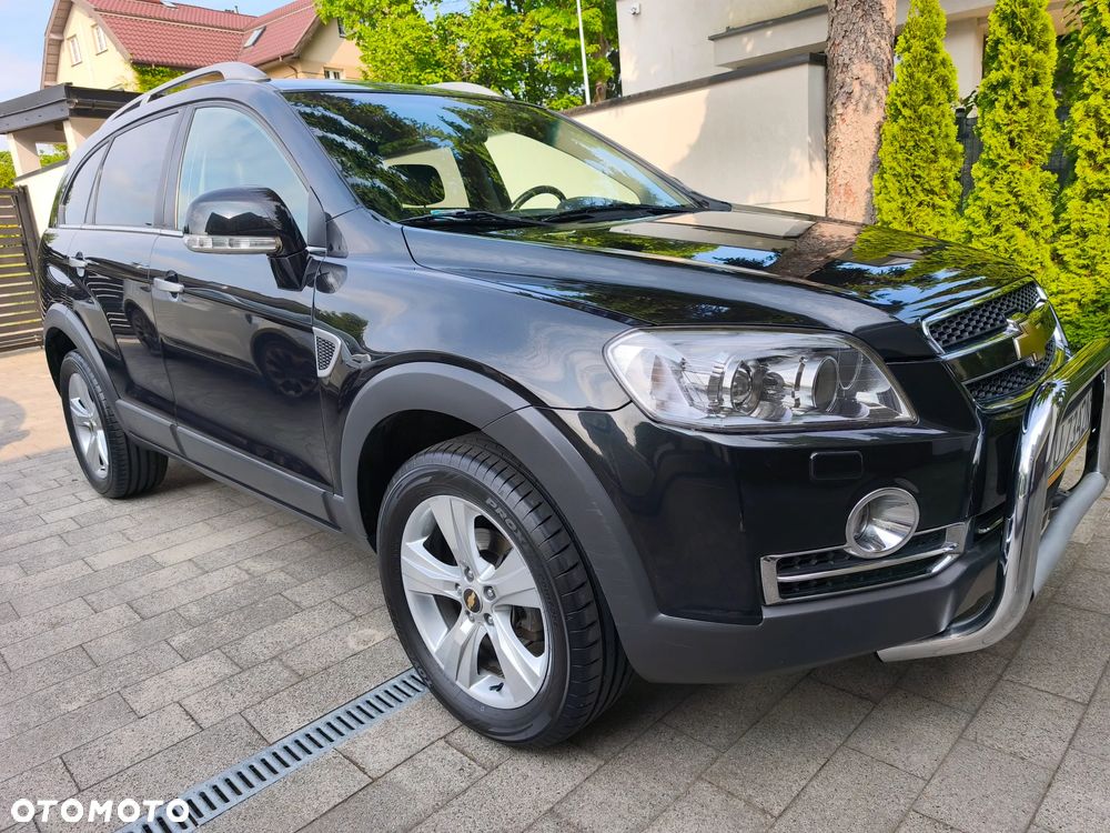 Chevrolet Captiva 2.0 d LT medium 5os - 6