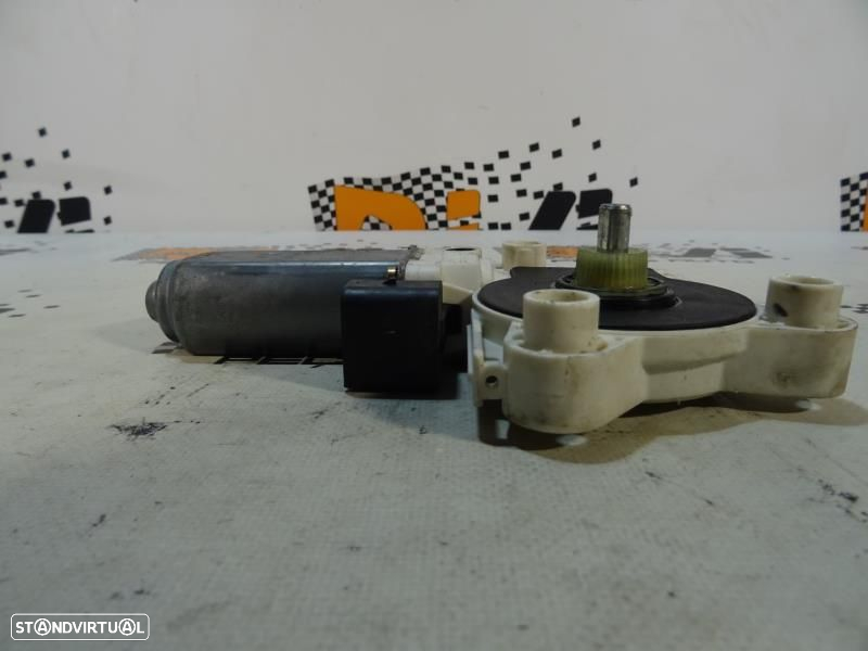 Motor Do Elevador De Vidros Mercedes-Benz E-Class (W211)  991892100 / - 6