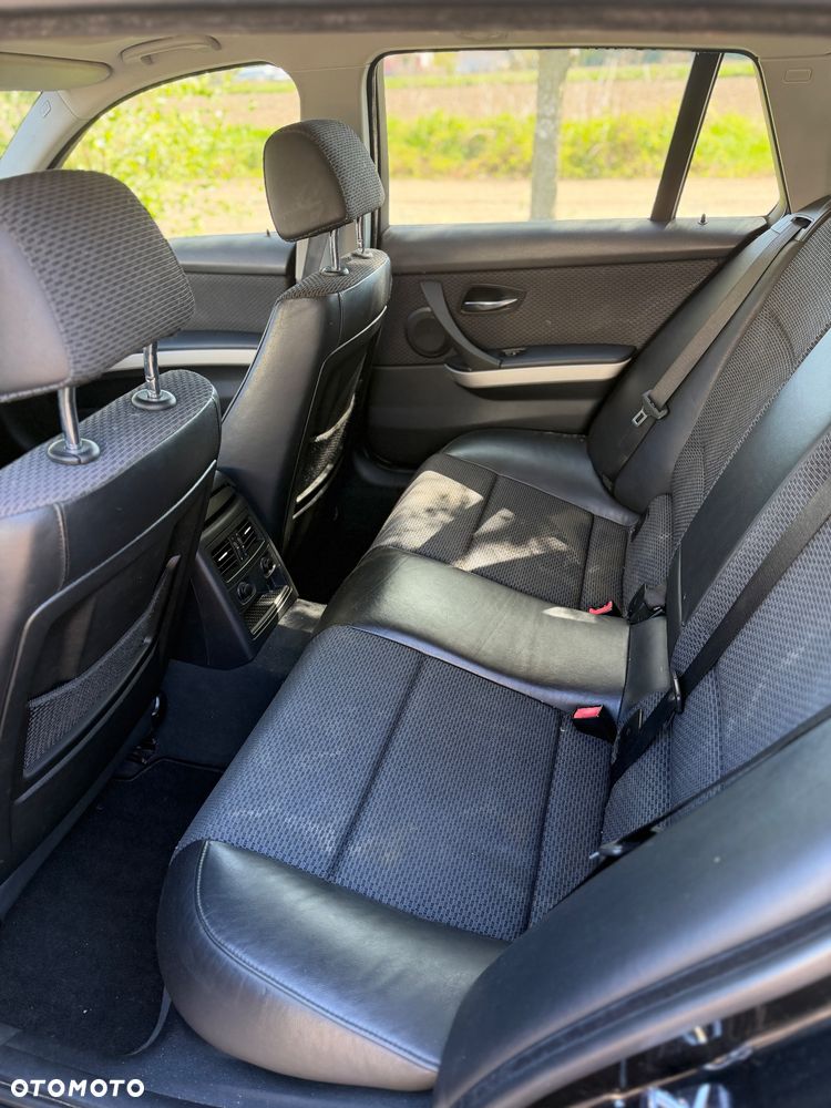BMW Seria 3 320d DPF - 12