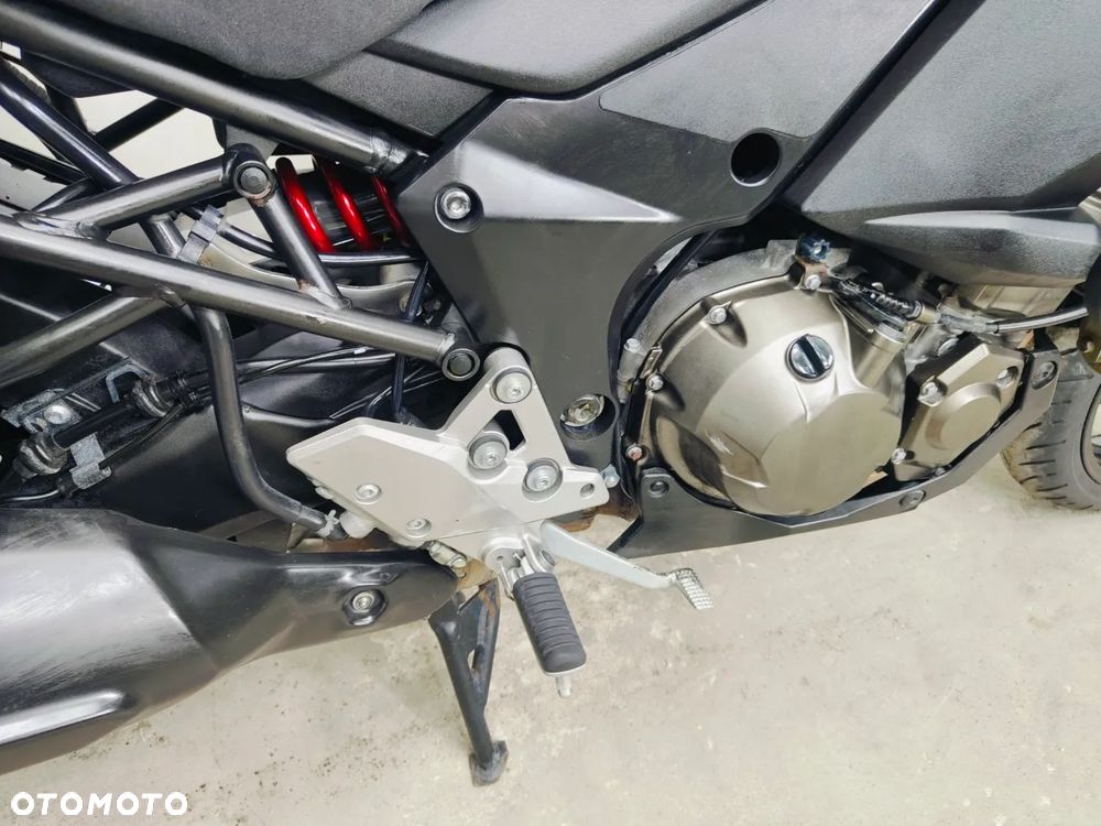 Kawasaki Versys 1000 - 9